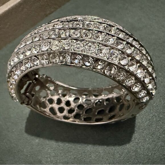 WIDE SILVER RHINESTONE HINGED CUFF BRACELET – 2.5” x 2.7” STATEMENT BANGLE - Picture 13 of 17